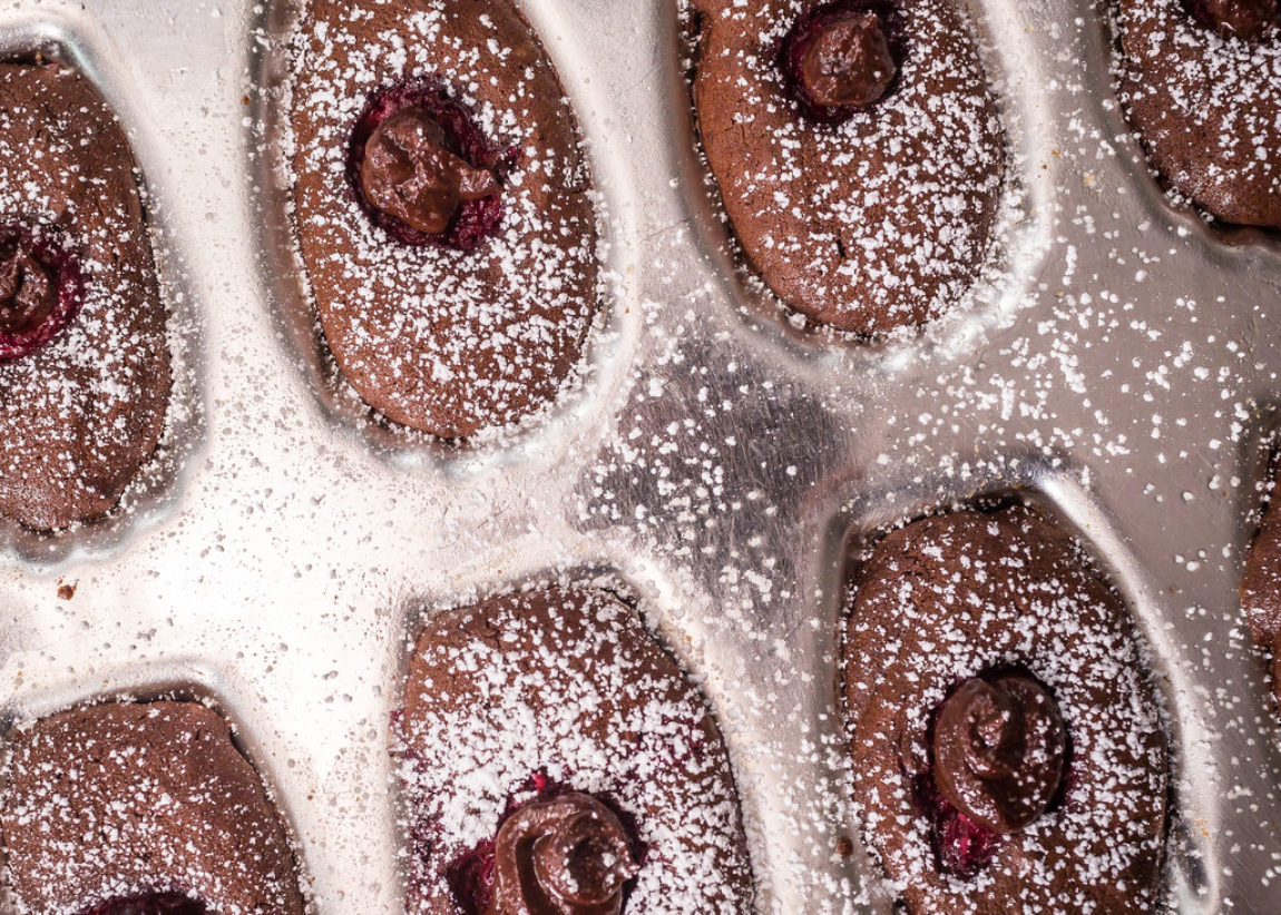 chocolate raspberry madeleine